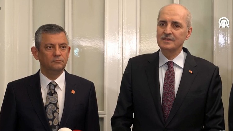 TBMM Başkanı Kurtulmuş'tan &Ouml;zg&uuml;r &Ouml;zel'e Ziyaret