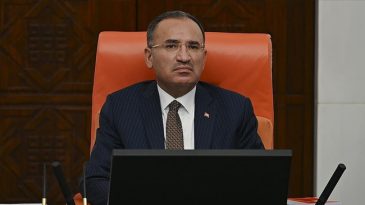 TBMM Başkanvekili Bozdağ'dan, G&uuml;rlek ve &Ccedil;ift&ccedil;i'nin yemin ettiği oturuma ilişkin a&ccedil;ıklama