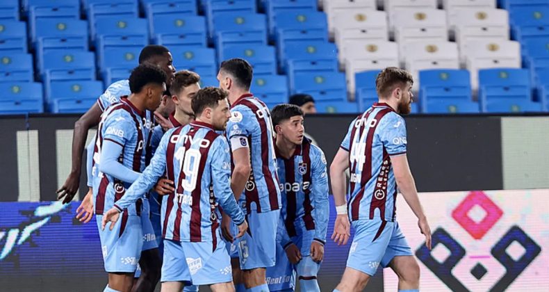 Trabzonspor, Fatih Karag&uuml;mr&uuml;k'&uuml; İkinci Yarıda Ge&ccedil;ti! Ma&ccedil; Fazlasıyla Zirveyle Fark 4'e İndi