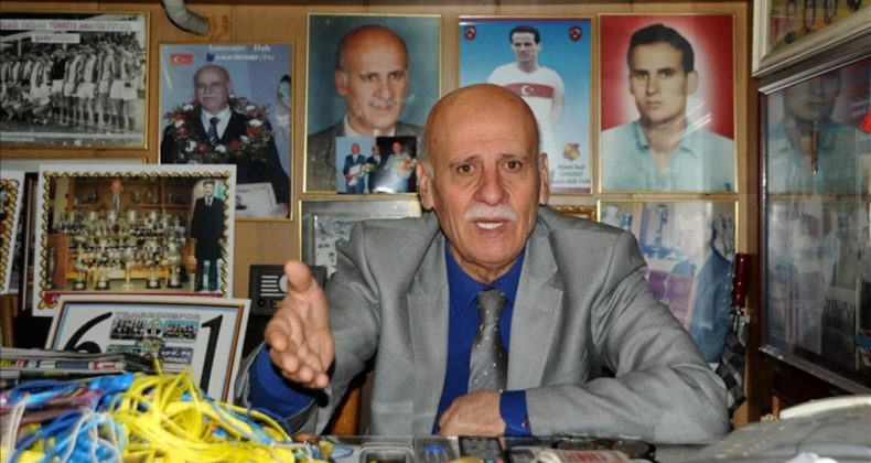 Trabzonspor'un Efsanesi Ahmet Suat &Ouml;zyazıcı, Vefatının 3. Yılında Anılıyor