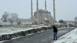 Trakya&rsquo;da Kar Yağışı, İzmir&rsquo;de Sel Felaketi