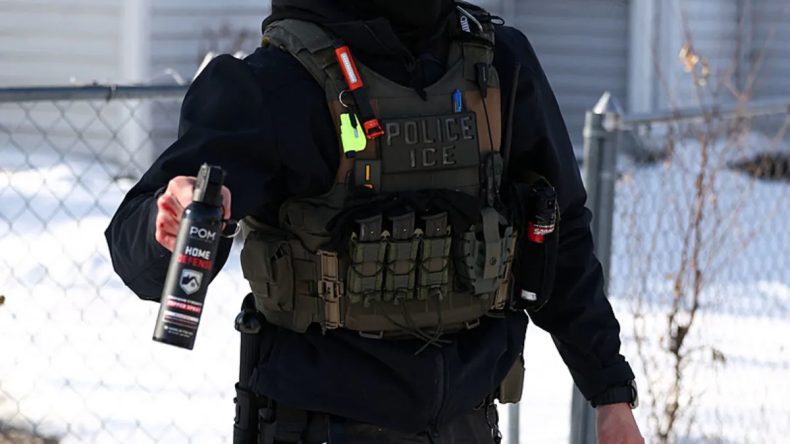 Trump'tan Geri Adım: 700 ICE Polisi Geri &Ccedil;ekiliyor!