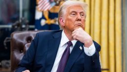 Trump'tan T&uuml;m &Uuml;lkelere Y&uuml;zde 10 Tarifesi: Karar Resmi Olarak İmzalandı!