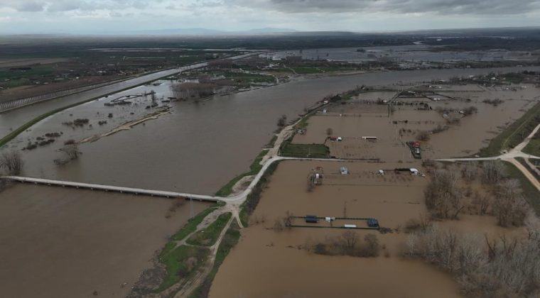 Tunca ve Meri&ccedil;'te Taşkın Havadan G&ouml;r&uuml;nt&uuml;lendi