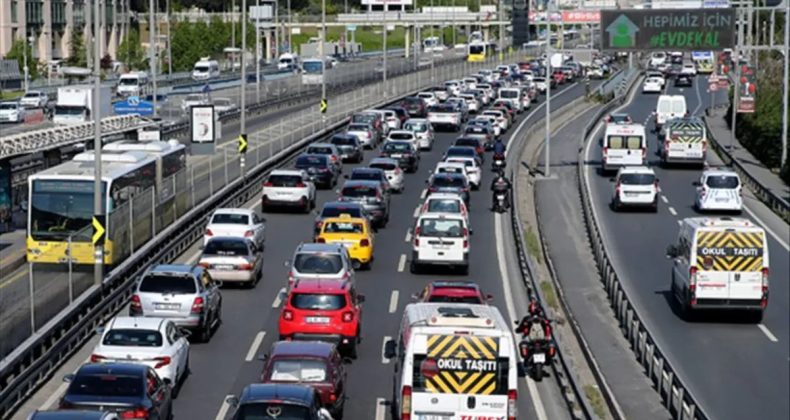 T&Uuml;İK Verileri: Ocak ayında 144 bin taşıtın kaydı ger&ccedil;ekleştirildi