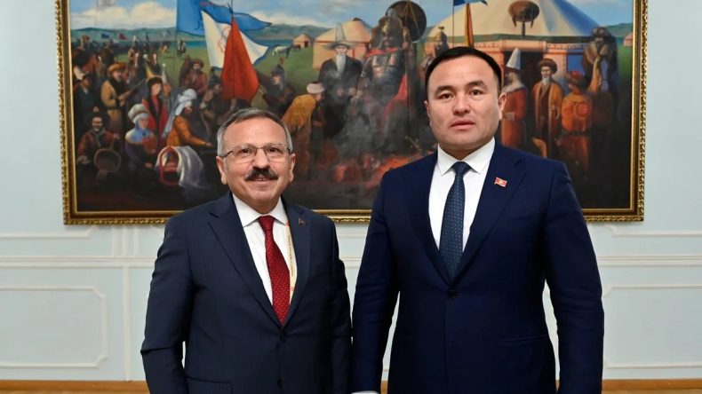 T&uuml;rkiye ve Kırgızistan Parlamentoları Arası Dostluk Grupları Meclis'te Buluştu