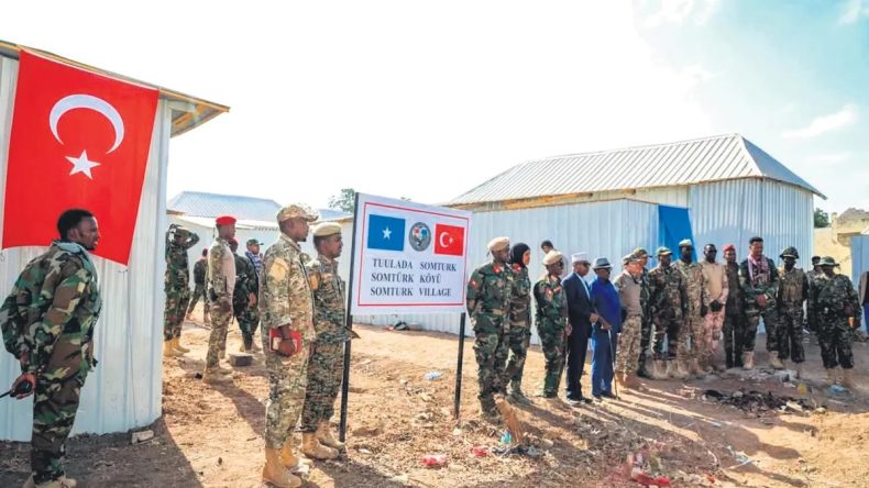 T&uuml;rkiye ve Somali'nin İşbirliği: SOMT&Uuml;RK K&ouml;y&uuml;