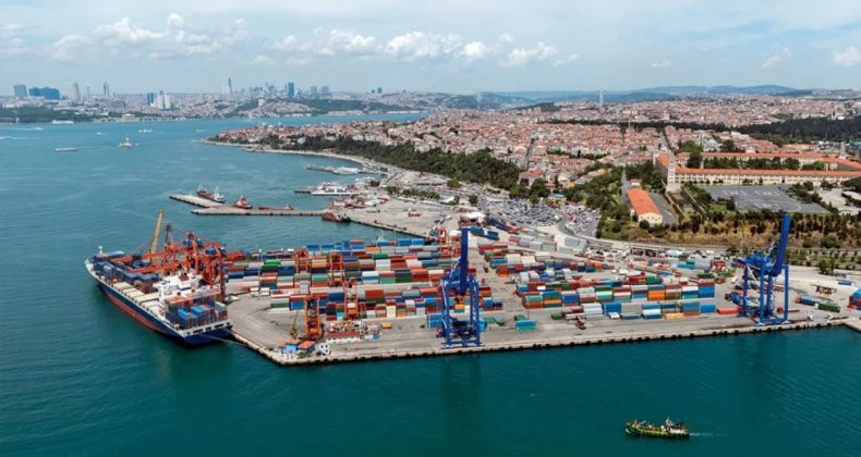 T&uuml;rkiye'nin Ticaretinde Yeni Rekorlar İ&ccedil;in 2026 Hedefi! Demir Yoluna Bağlı Liman Sayısı 20&rsquo;ye &Ccedil;ıkacak