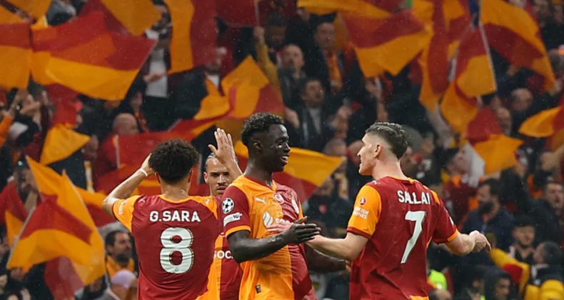 UEFA Şampiyonlar Ligi'nde Galatasaray'dan 2 Futbolcu Haftanın İlk 11'inde!