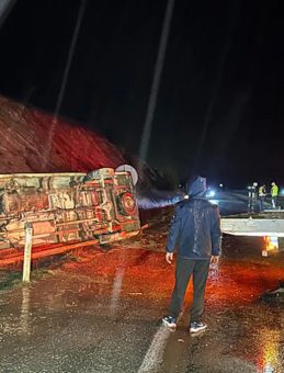 Uşak&rsquo;ta İş&ccedil;i Servisi Devrildi: 17 Yaralı!