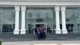 &Uuml;nl&uuml;lerin Yapay Zeka G&ouml;r&uuml;nt&uuml;leriyle Milyonlarca Lira Dolandırdılar: 2 Ş&uuml;pheli Tutuklandı