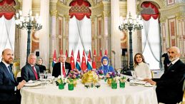 &Uuml;rd&uuml;n Kralı Dolmabah&ccedil;e&rsquo;de