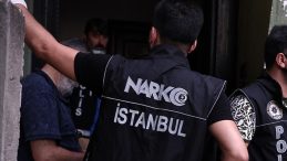 Uyuşturucu Operasyonu &Uuml;zerine Usuls&uuml;zl&uuml;k İddiaları: Bir Polis ve Avukat Tutuklandı