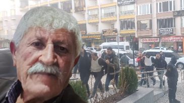 Vahşeti İtiraf Etti: Komşusunu &Ouml;ld&uuml;r&uuml;p 6 Par&ccedil;aya B&ouml;lm&uuml;şt&uuml;, Adliyeye Sevk Edildi