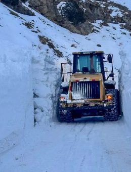 Van'da 4 İl&ccedil;ede Eğitime Kar Engeli