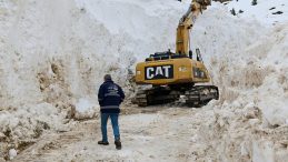 Van'daki Mezra Yolu Yeniden Ulaşıma A&ccedil;ıldı