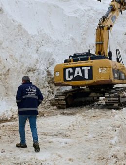 Van'daki Mezra Yolu Yeniden Ulaşıma A&ccedil;ıldı