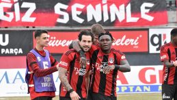 Vanspor FK 3 Puanı 3 Golle Kazandı!