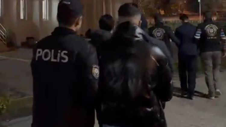 Yabancı &Ouml;ğrencileri Rehin Alan Sahte Polisler Tutuklandı