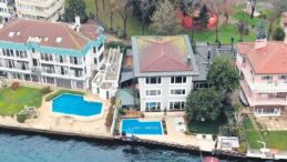 Yalıda Ger&ccedil;ekleşen Parti İfşası: Telefonlar Toplanır, Uyuşturucu Dağıtılırdı