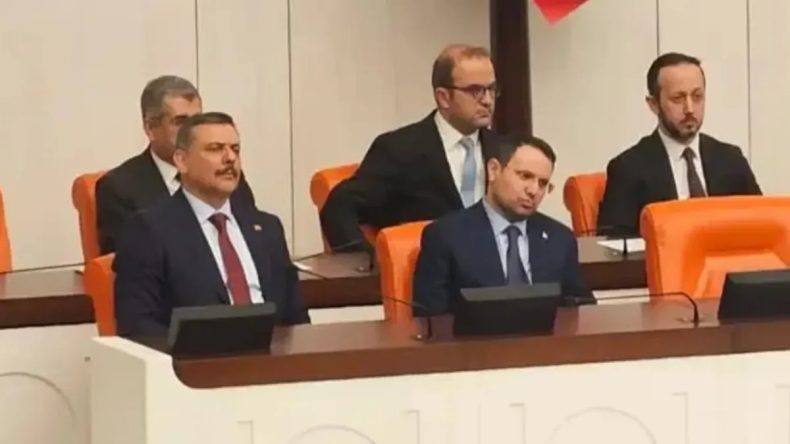 Yeni Bakanların Yardımcıları Belirlendi