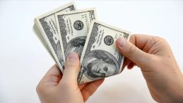 Yurt Dışında Yerleşikler 332.2 Milyon Dolar Hisse Aldı