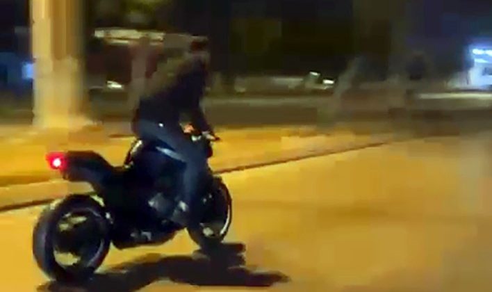 'Dur' ihtarına uymayan motosiklet s&uuml;r&uuml;c&uuml;s&uuml;ne 497 bin lira ceza