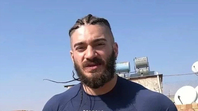 'Sosyal deney' adı altında aşağılayıcı ve m&uuml;stehcen i&ccedil;erikler paylaşıyordu: Sanal medya &uuml;nl&uuml;s&uuml; Testo Taylan tutuklandı