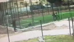 17 Yaşındaki Cani Parkta Dehşet Sa&ccedil;tı: Akranını Pompalı T&uuml;fekle Vurdu! Olay Kamerada