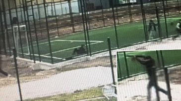 17 yaşındaki &ccedil;ocuk pompalı t&uuml;fekle dehşet sa&ccedil;tı: Ateş a&ccedil;arak koştu
