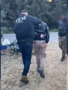 27 ilde FETÖ’ye yönelik operasyon: 77 şüpheli yakalandı