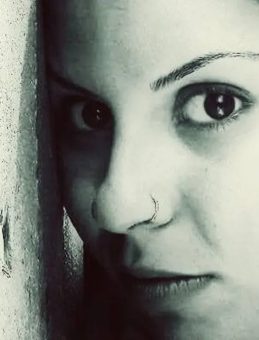 30 Metre Y&uuml;ksekliğindeki Falez Kayalıklarından D&uuml;şerek Hayatını Kaybetti