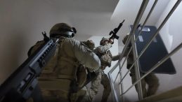 32 ilde FET&Ouml; operasyonu: 64 ş&uuml;pheli yakalandı!