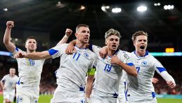 40 yaşındaki Edin Dzeko, Bosna-Hersek'i finale taşıdı!