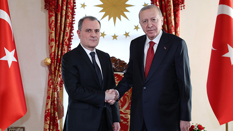 Cumhurbaşkanı Erdoğan ve heyeti