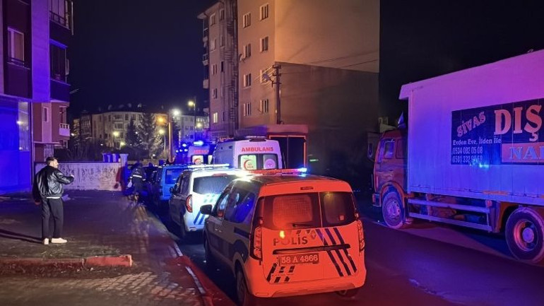 Polis Ekipleri Olay Yerinde