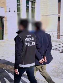 73 İlde uyuşturucu madde satıcılarına y&ouml;nelik operasyon: 958 Ş&uuml;pheli yakalandı