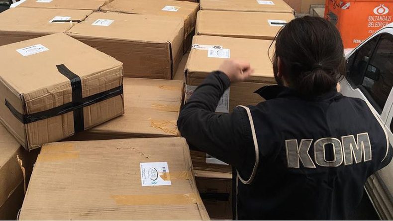 79 İlde Yasa Dışı T&uuml;t&uuml;n Operasyonu: 100 Milyon TL'lik Vergi Kaybının &Ouml;n&uuml;ne Ge&ccedil;ildi