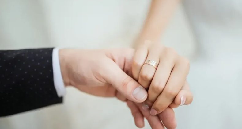 81 ilde gen&ccedil; &ccedil;iftlere 10 milyar TL destek! Hesaplara bug&uuml;n yatırıldı: İşte evlilik kredisi başvuru şartları