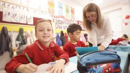 9 G&uuml;nl&uuml;k Tatil Bitti, Ders Zili &Ccedil;aldı