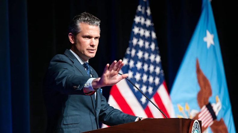 ABD Savunma Bakanı Hegseth: "İran yalnız kalmış durumda"