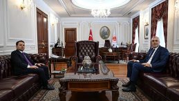 Adalet Bakanı G&uuml;rlek, Bakan Işıkhan ile Bir Araya Geldi