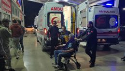 Adana'da İki Grup Arasında Bı&ccedil;aklı Kavga: 2 Yaralı
