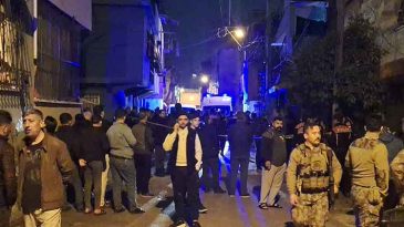 Adana&rsquo;da bir evin damında patlama: 1 &ouml;l&uuml;, 1 yaralı