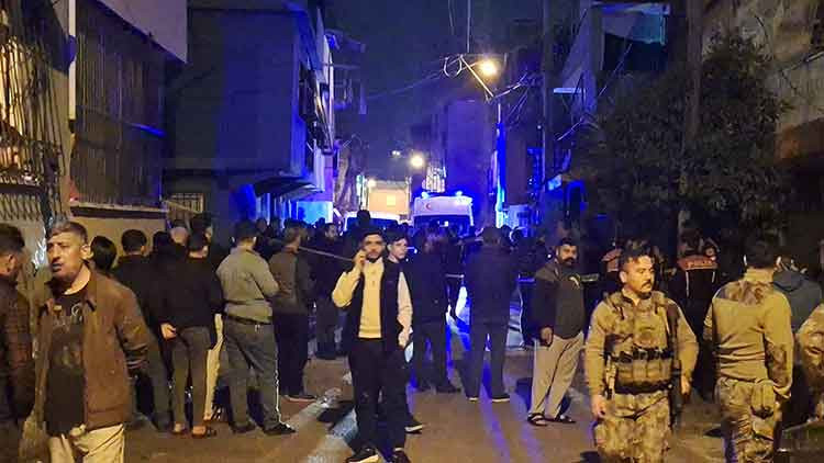 Adana&rsquo;da bir evin damında patlama: 1 &ouml;l&uuml;, 1 yaralı