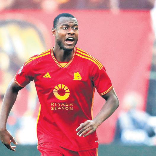 Agbadou'nun yanına 2 aday