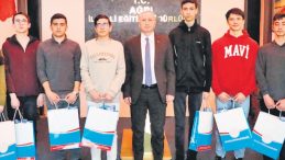 Ağrılı &Ouml;ğrenciler Projeleriyle &Ouml;d&uuml;lleri Topladı