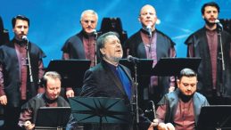 Ahmet &Ouml;zhan&rsquo;dan K&uuml;lliye&rsquo;de konser