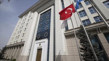 AK Parti'den D&uuml;ş&uuml;r&uuml;len İran F&uuml;zesine Y&ouml;nelik A&ccedil;ıklama: T&uuml;rkiye Tam Bir İrade ve Sarsılmaz Bir Kapasiteye Sahiptir
