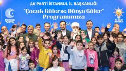 AK Parti'den yetim &ccedil;ocuklara bayram s&uuml;rprizi! 100 bin &ccedil;ocuğa bayramlık